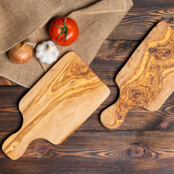 Duża deska do krojenia z drewna oliwnego - autentyczne dewocjonalia z Ziemi Świętej - widok alternatywny